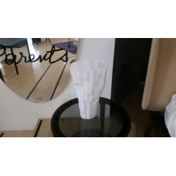 Ваза MERIANNE MEDIUM MILK WHITE от Poltrona Frau