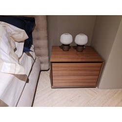CABINET 45 C/2CASS WALNUSS von Capodopera