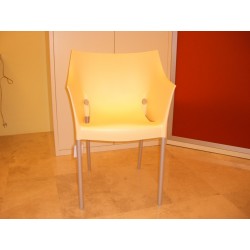4848/2L DR. NO LIGHT YELLOW by Kartell