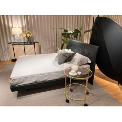 MOD. CAMA AURORA DUE 170 CUERO SC 209 by Poltrona Frau