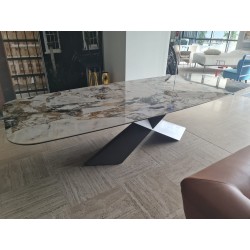 TABLE TYRON KERAMIK 300X120X74 de Cattelan