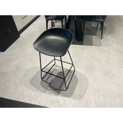 STOOL AAS 38 LOW BLACK POWDER COATED by Hay