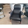 SANLUCA LEATHER ARMCHAIR SC 20 INK von Poltrona Frau