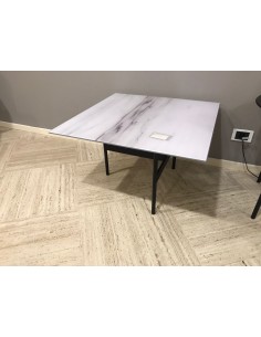 TETRIS TISCH 70X70XH45 von Devina Nais