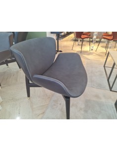 JORGEN MOD.ARMCHAIR 75X72 H74 CUIR RÉV. 