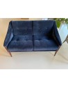 DEZZA 24 2P WALNUSS SOFA von Poltrona Frau