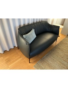 ARCHIBALD 2P LEATHER SOFA SC/IL 209 by Poltrona Frau