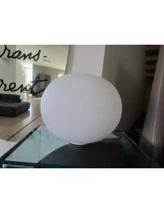 LÁMPARA DE MESA GLOBAL BASIC1 by Flos