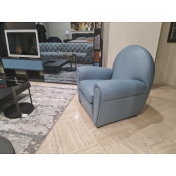 POLT.VANITY F.LEATHER SC 274 FRESCO BLUE от Poltrona Frau Poltrona Frau Диваны-кровати