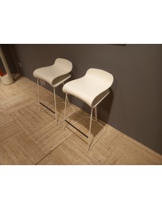 BCN 스툴 h.66 화이트 by Kristalia