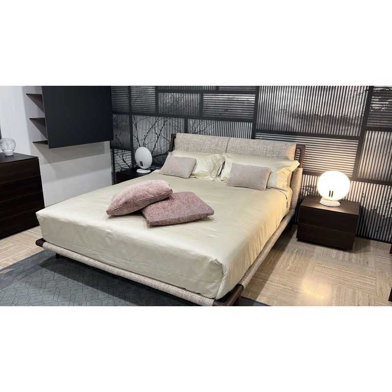 BED MOD. GAUDI' FOR MATTRESS 170X200 by Flou