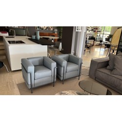 Fauteuil WAGNER STRUTT en cuir LC2 de Cassina